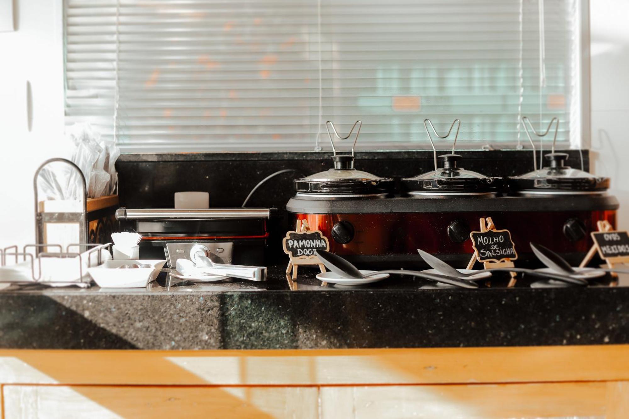 Pousada Kanto Suites & Spa กาปีตอลิโอ ภายนอก รูปภาพ